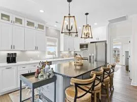 A Shore Thing at Ocean Isle Beach, 5 bedroom 5 bathroom, private pool and spa