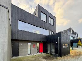 Stunning Home In Rennesøy With Wifi，位于Hodne的酒店
