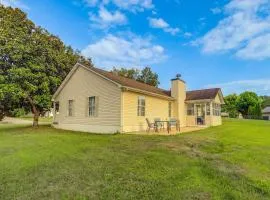 Knoxville Home with Sunroom about 9 Mi to Downtown!