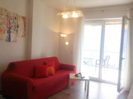 Casa bella vista Emma lago Como，位于韦尔卡纳的酒店