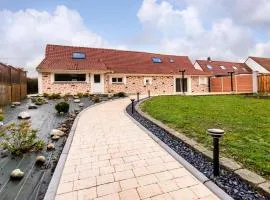 Lovely Home In Ledinghem With Wifi