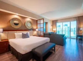 No Resort Fee Strip View Balcony+ Free Valet+Pool