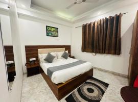 HOTEL S R PLAZAa
