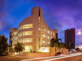 Mai Suites Apart Hotel，位于圣克鲁斯的酒店