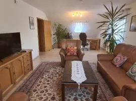 Gemütliche 120 qm Ferienwohnung mit Balkon