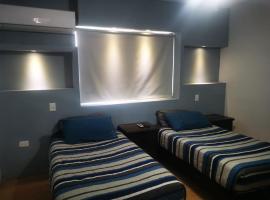 Rooms & suites，位于蒙特雷的酒店