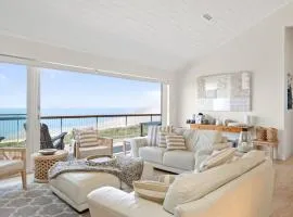 'Clifton' by Accom Holidays