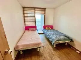 Cozy & Private Room with a View - foreigners only
