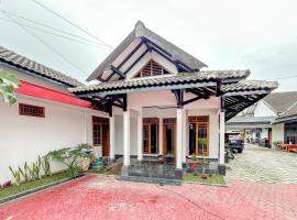 Griya Asri Guest House RedPartner，位于Ngaglik的酒店