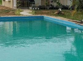 2 Bedrooms Country Homes - Pearl Model at Capitol Park Homes, Iba, Zambales，位于Dirita的酒店
