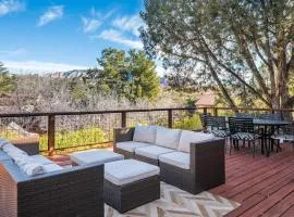 Desert Luxe Design Fun home with Amazing Views for Family