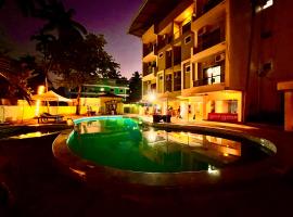 The calagute Beach Resort By Shivam Resort 1 km from beach，位于坎多林的酒店