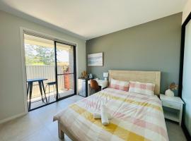 Modern Ensuite with Private Side Entry，位于Annangrove的酒店