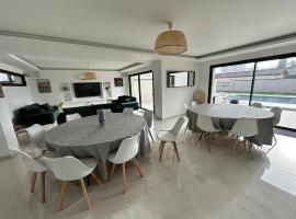 Maison 70 avec 8 chambres lechaffardcom，位于Satolas-et-Bonce的酒店