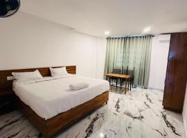 MidTown Residency，位于Mannārakkāt的酒店