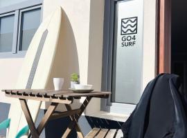 GO4SURF beach Lofts，位于佩尼契的酒店