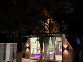 Thanjee Homestay Family Cottage