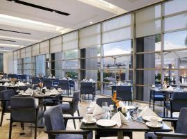 Novotel Hyderabad Convention Centre，位于海得拉巴的酒店