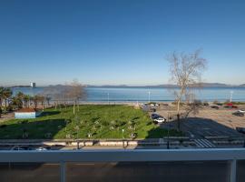 Primera Linea de Playa Samil Costa con Garaje Incluido，位于维戈的公寓