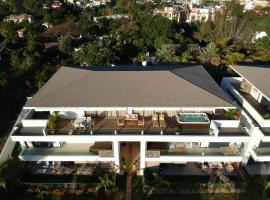 Une Sublime Villa sur le Toit pour des Vacances Inoubliables，位于佩雷贝勒的酒店