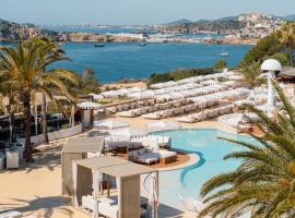 Destino Five Ibiza - 5-Star Grand Luxe Resort，位于塔拉曼卡的豪华酒店