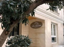 Hotel La Favorita，位于地拉那的酒店