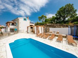 Holiday Home Copun by Interhome，位于拉布的酒店