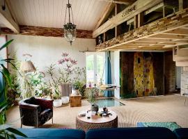 La Main du Cœur Chambre d'hôtes de charme à la campagne，位于Loubens-Lauragais的酒店