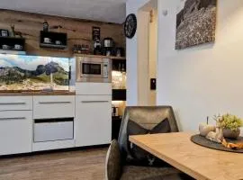 Aggenstein - Helles Studio mit Südbalkon und traumhaftem Bergpanorama in Pfronten Mitte