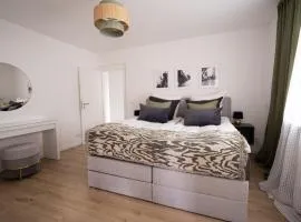 Ferienwohnung mit Garten-Terrasse-Grill-WiFi-Parkplatz-Baby-Kinder Bostalsee