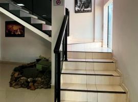 Hotel ROF，位于Telêmaco Borba的酒店