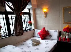 Dhillon Hotel -HOSTEL HAS 24 HOUR RECEPTION BLOCK D AND E 10TH FLOOR