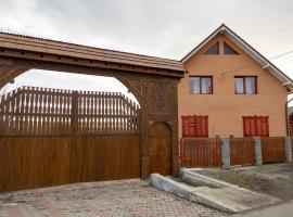 Cabana / Casa Tekla，位于Aluniş的酒店