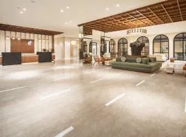 Holiday Inn Gurgaon NH8 by IHG
