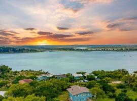 Sunset Ridge 2King Beds Lake Hot Tub Pool，位于峡谷湖的酒店