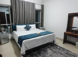 Beach Side Private Room near Expo Center Sharjah，位于沙迦的酒店