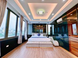 Royal Homestay And Coffee