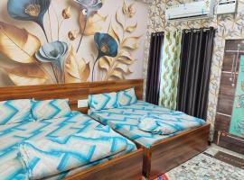 Hotel shri Ugam palace，位于Kekri的酒店
