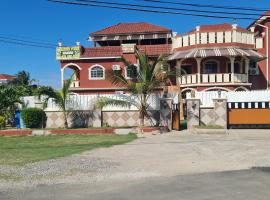 Paradise Place Grande King，位于Cave Hill的酒店