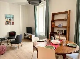 T3 Lumineux Proche de la Mer avec Place de Parking