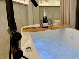 Golden View，位于阿桂拉斯的酒店