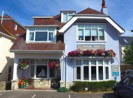 Swanage Haven Boutique Guest House，位于斯沃尼奇的海滩短租房