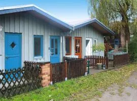 Bootshaus in Mirow mit überdachter Terrasse