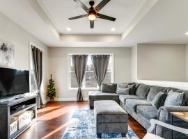 Cherokee Lake Retreat with Views in Morristown!，位于莫里斯敦的酒店