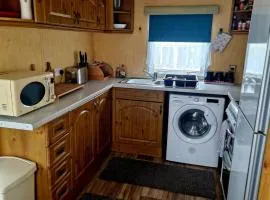 Spacious Luxury Escape with Sea Views and Pet Friendly at Clarach Bay