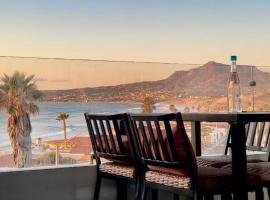 Luxury, Ocean View, Pool, Jacuzzi, Valle de Guadalupe, Los Portales De Garcia, Splash, Encanto Restaurants, Surf Breaks in Primo Tapia, Rosarito，位于罗萨里托的酒店