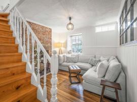 Stylish 3 Bedroom Townhouse - Hobart CBD，位于霍巴特的酒店