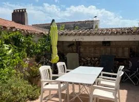 Maison agréable avec cour privée