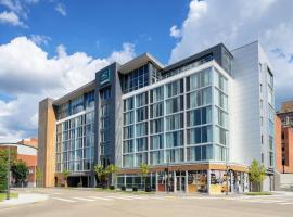 AC Hotel by Marriott Pittsburgh Downtown，位于匹兹堡的酒店
