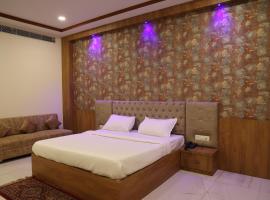 Lotus Resort，位于赖布尔的酒店